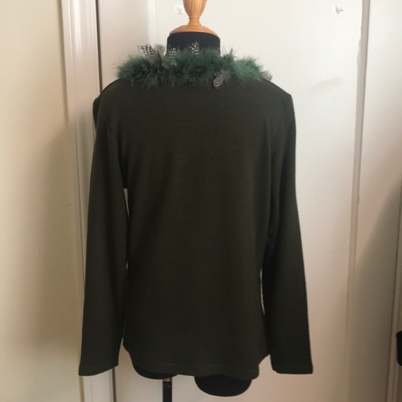 top - Picture 2 of 5